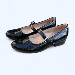 Black Patent Leather Mary Jane Shoes